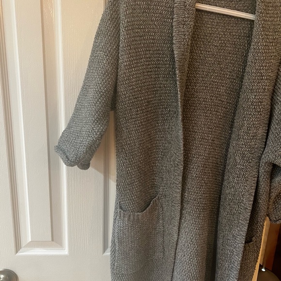 The Erinn Cardigan By The Skinny New With Out Tags - Picture 3 of 5